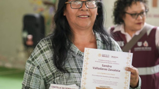 Secretaría de las Mujeres del Gobierno de México y PILARES conforman el primer grupo de Tejedoras de la Patria en la Ciudad de México